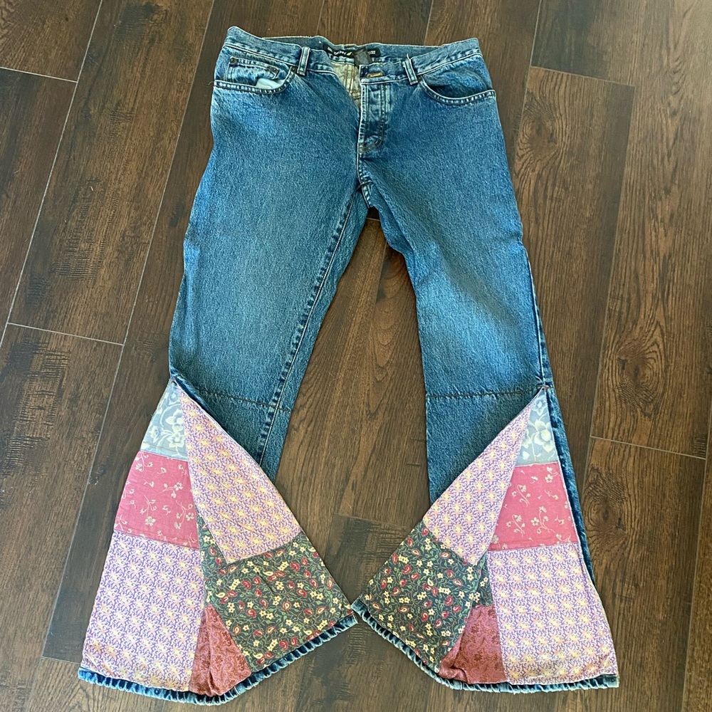 DKNY Flare, patterned jeans! Size 10. Vintage, 90’s!